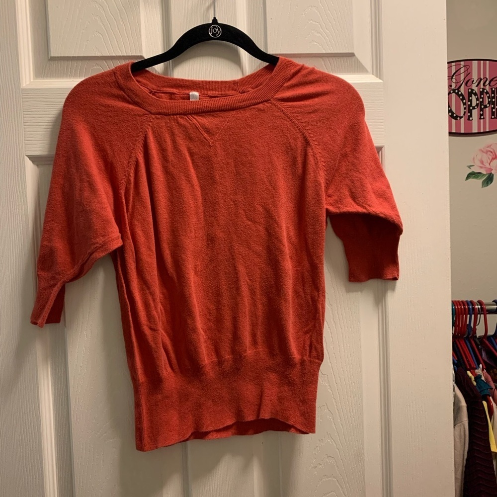 Absolutely orange red 3/4 sleeve sweater‎ top